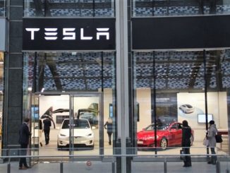 Tesla Store Milano Gae Aulenti